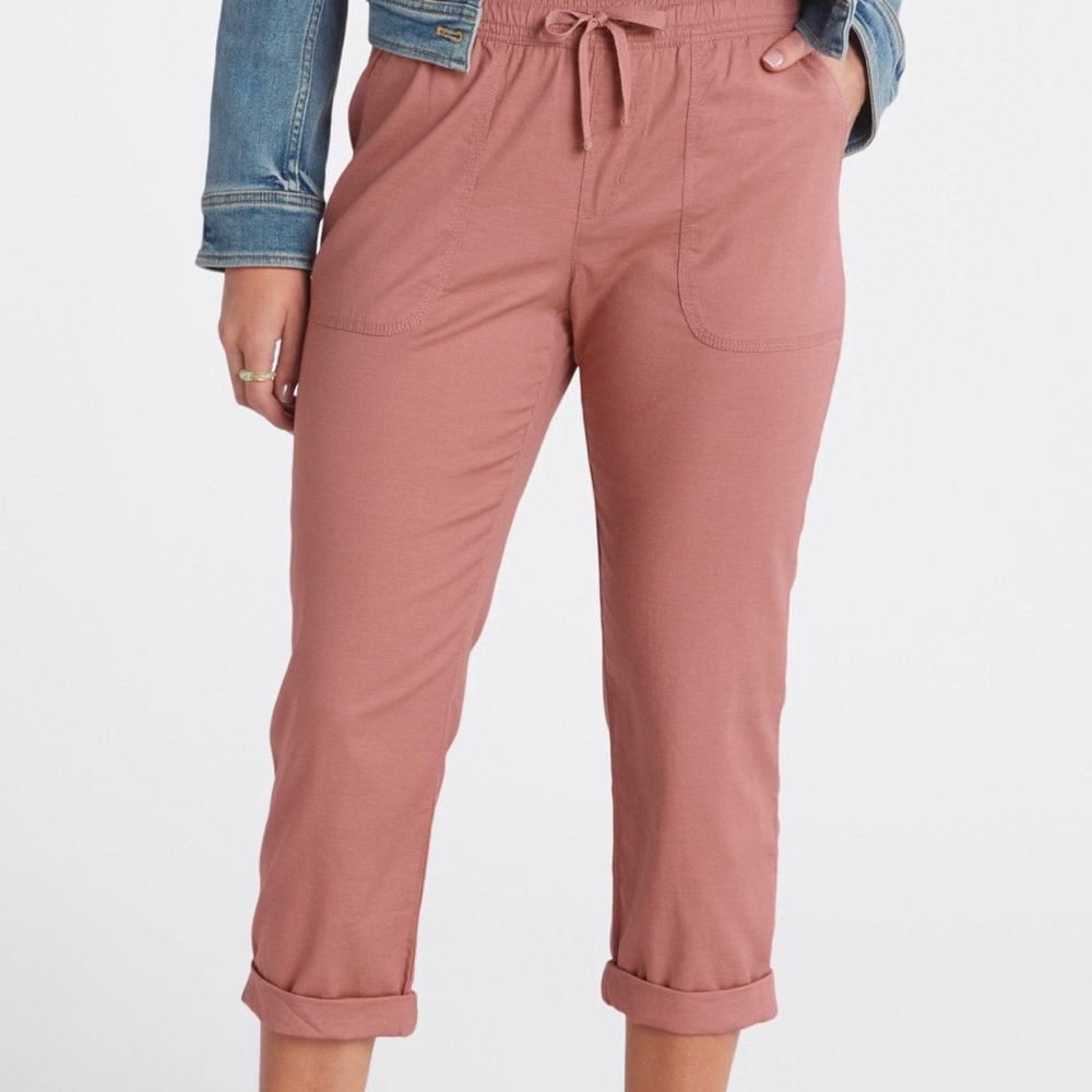 Market & Spruce Freya High Rise Dusty Rose Capris